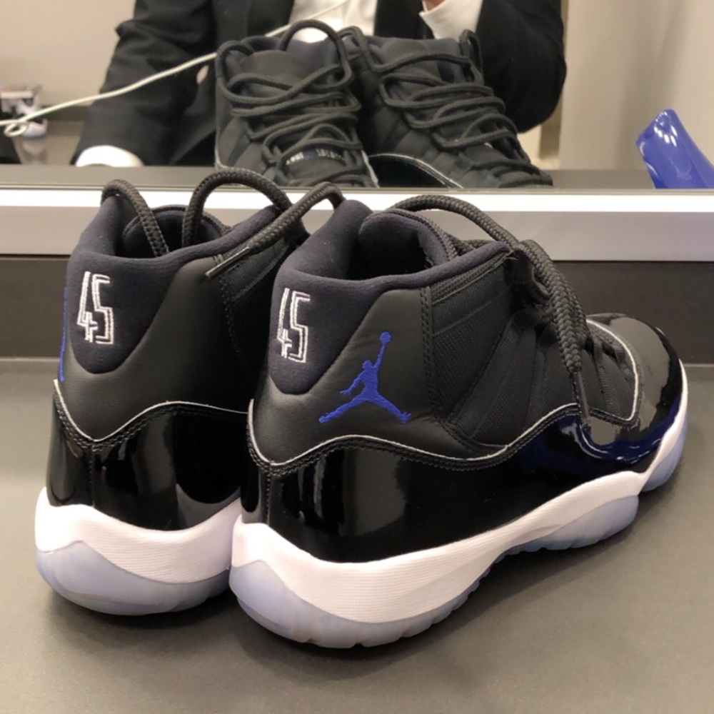 Meet your Posher, Van